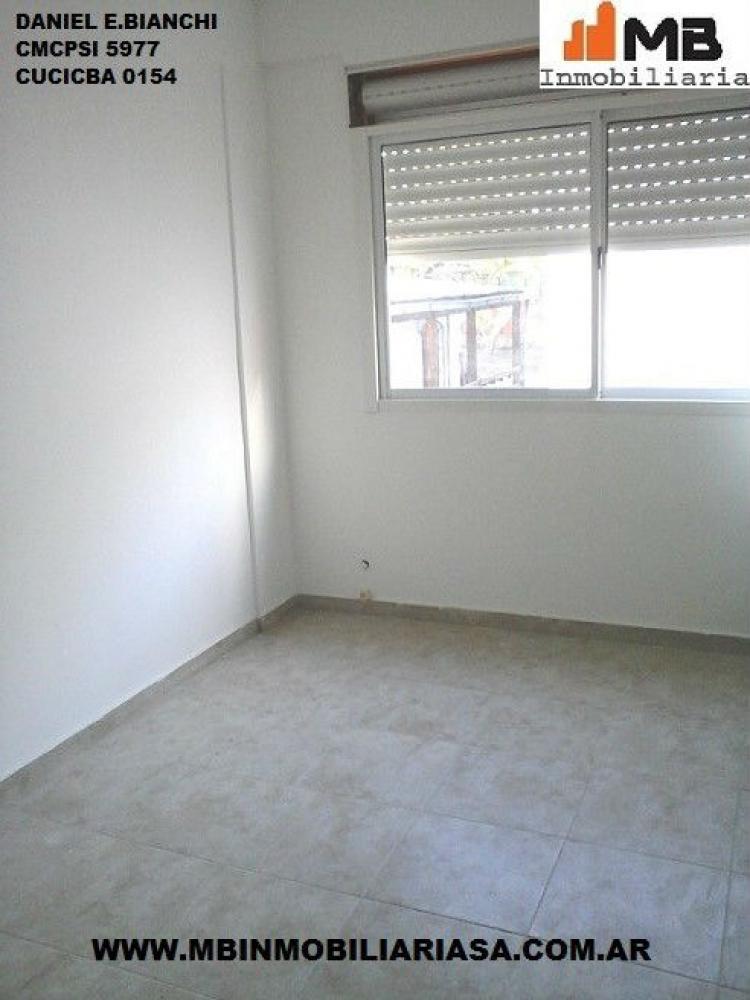 VENDIDO!!Parque Patricios venta PH 2 amb.c/terraza en Salcedo al 3200 1°6