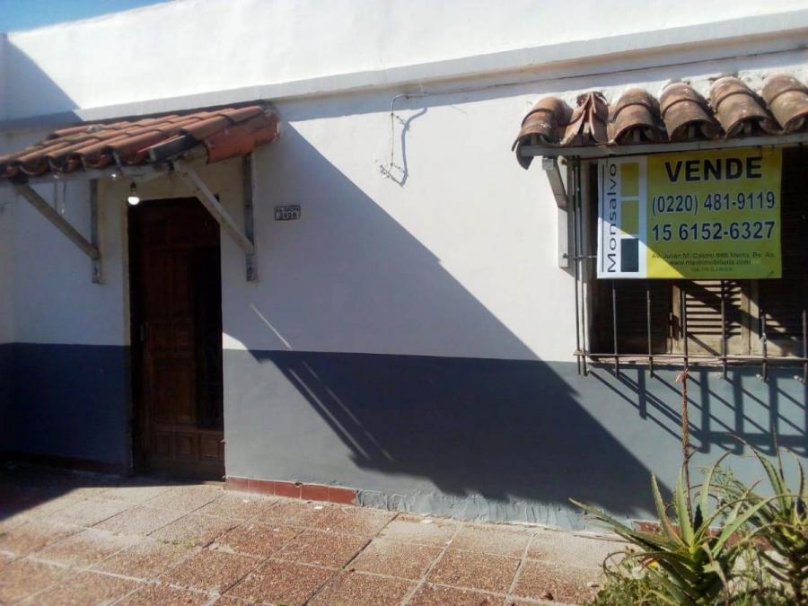 Merlo – Vendo casa + Dpto. en calle Almirante Brown esq. Cuenca, U$S 58.000