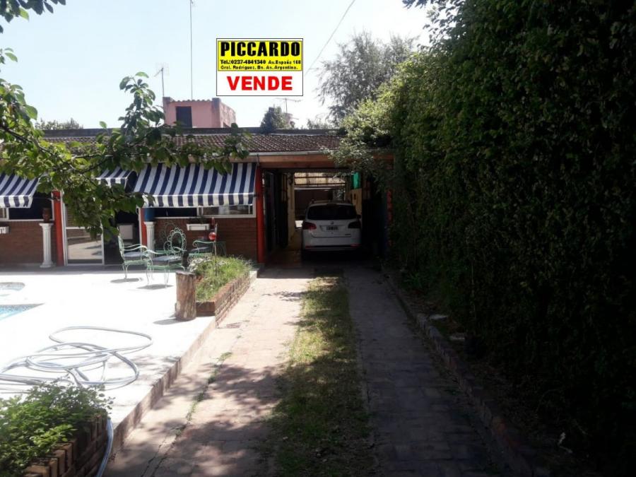  CASA EN VENTA Bº PARQUE RIVADAVIA REF. BR71 GRAL. RODRÍGUEZ PICCARDO.