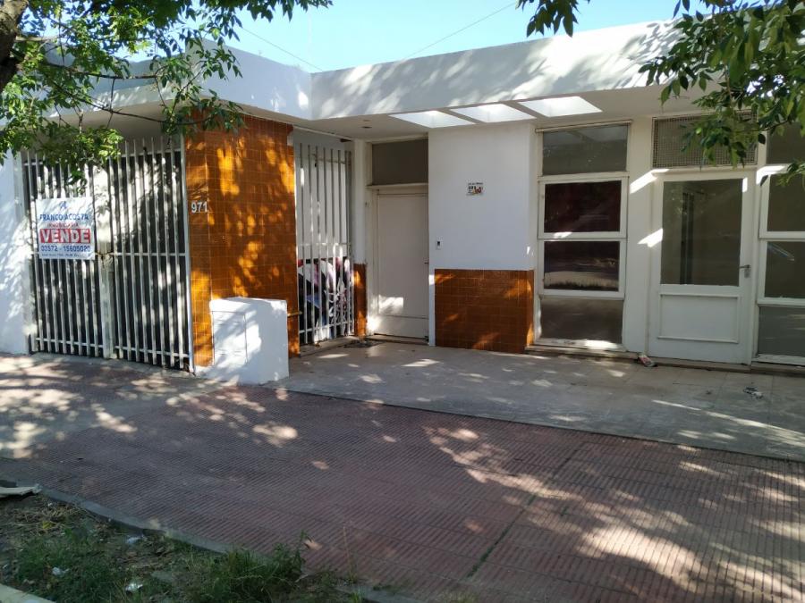  Se vende propiedad en zona céntrica- Pilar