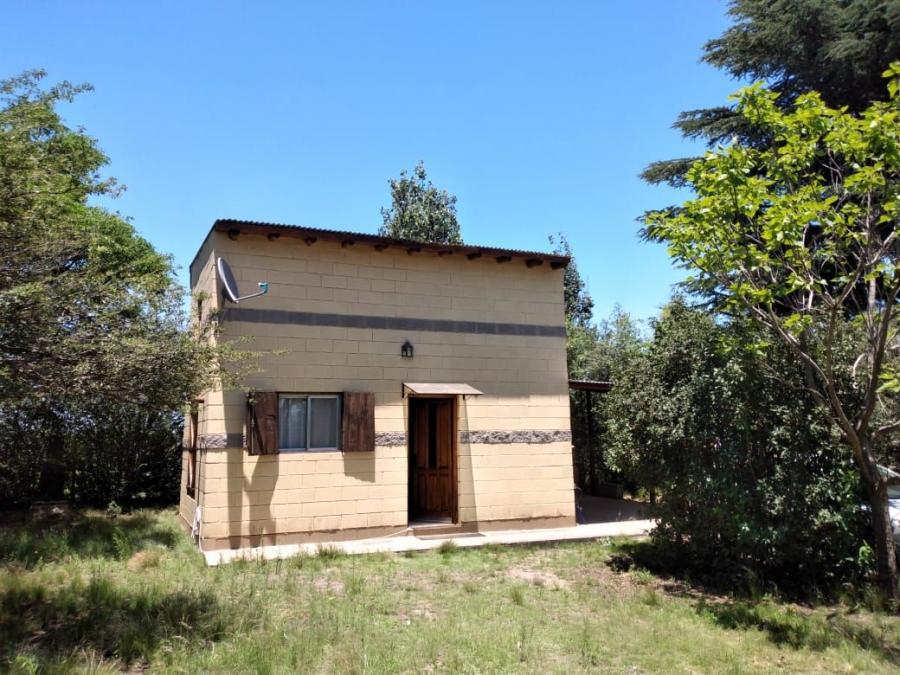 Casa en 2 plantas con amplio parque