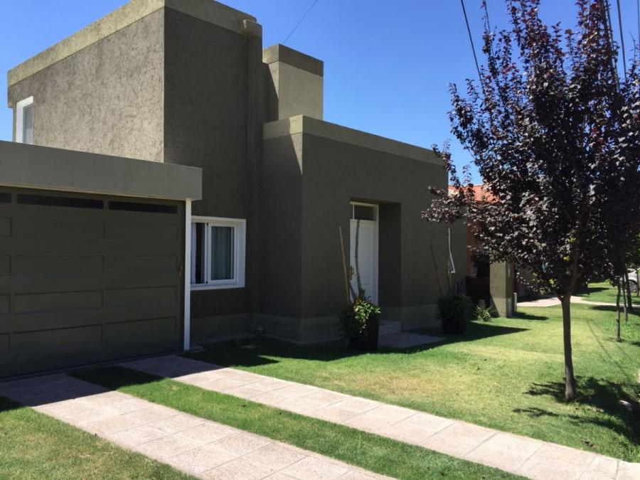 Casa en barrio privado Via de la Fontana Norte