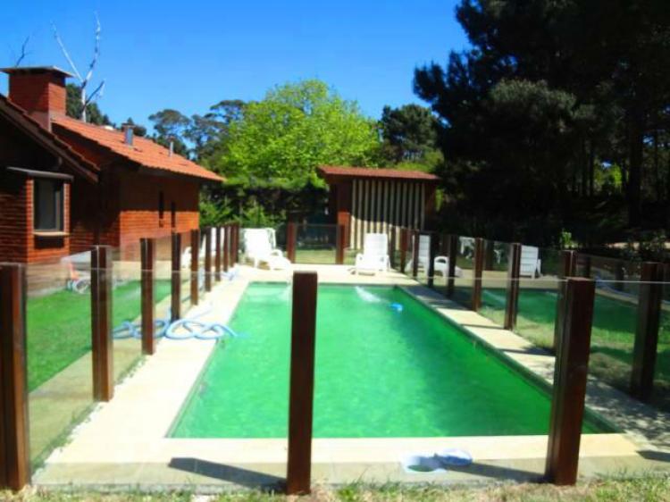 Chalet 6/8 Pers. en Valeria con PISCINA.