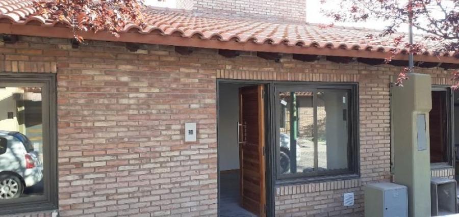 Foto Casa en Venta en Dorrego, Mendoza - U$D 130.000 - CAV118533 - BienesOnLine