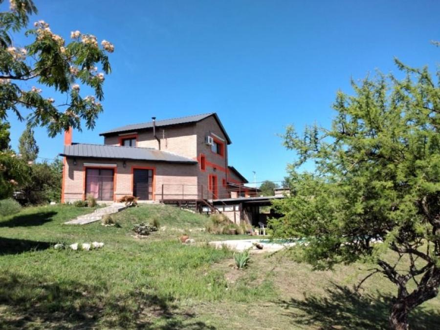 Hermoso chalet con vistas a las sierras