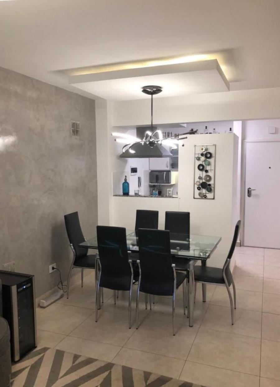 HERMOSO DEPARTAMENTO DE 2 AMBIENTES CON COCHERA EN RAMOS MEJIAS SUR