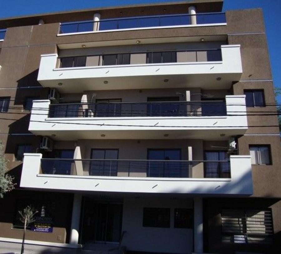 MUY LINDO DEPARTAMENTO EN VENTA EN VILLA CARLOS PAZ, CÉNTRICO A 1 CUADRA DE LA TERMINAL,ED OLIVOS