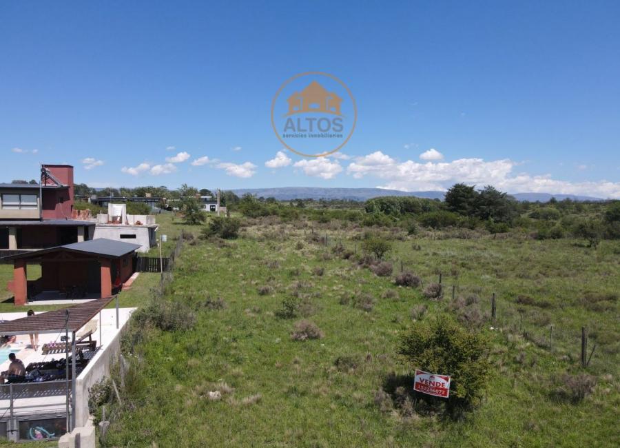 TERRENO 1.046 M2, SERVICIOS. ESCRITURA. VISTA AL LAGO LOS MOLINOS. POTRERO GARAY. CORDOBA