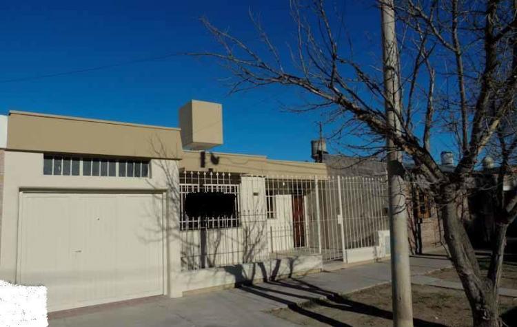 VENDO CASA SAN RAFAEL MENDOZA