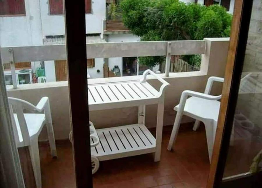 VENDO URGENTE X MUDANZA HERMOSO DEPARTAMENTO 2 AMB COCHERA A 1 CUADRA DE LA PLAYA