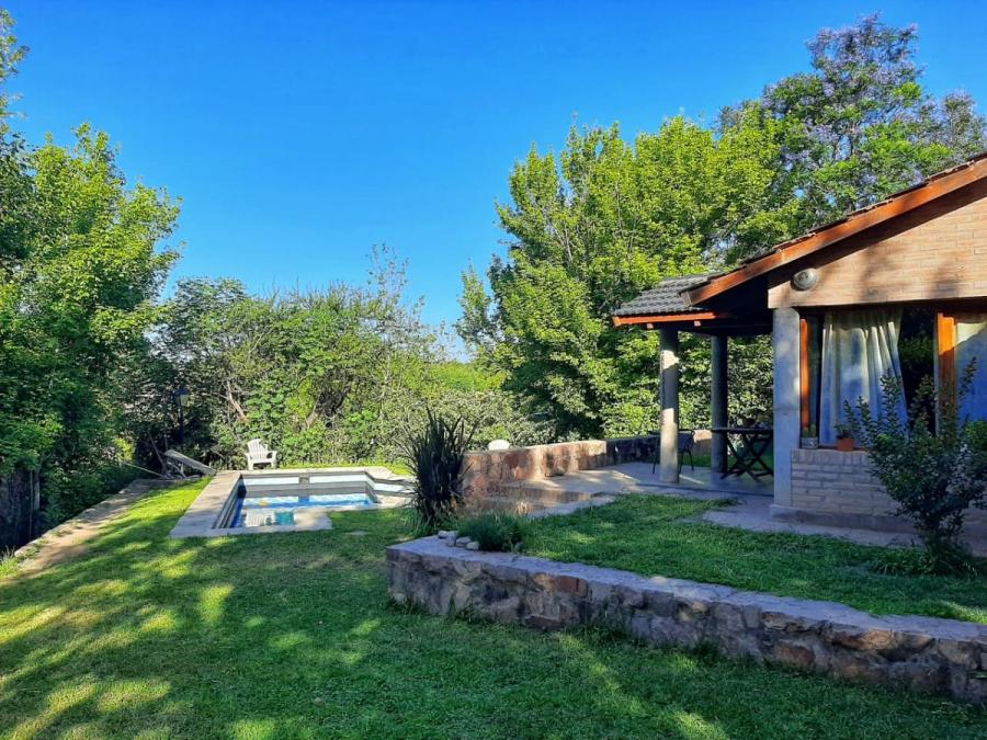 Venta Casa Agua de Oro Sierras de Córdoba Pileta Rio