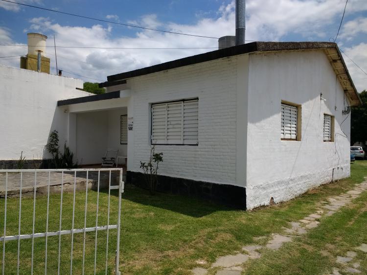 Venta de Casa con 4 departamentos