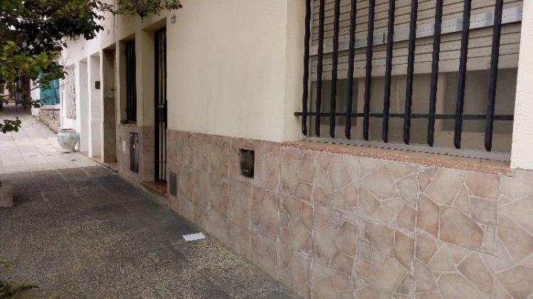 Venta Ph 2 Amb Mataderos 55 m2 patio entr indep sin expensas al frente