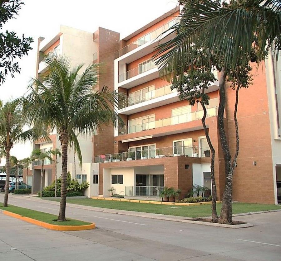 Foto Departamento en Alquiler en Ciudad, Santa Cruz - U$D 1.000 - DEA7870 - BienesOnLine