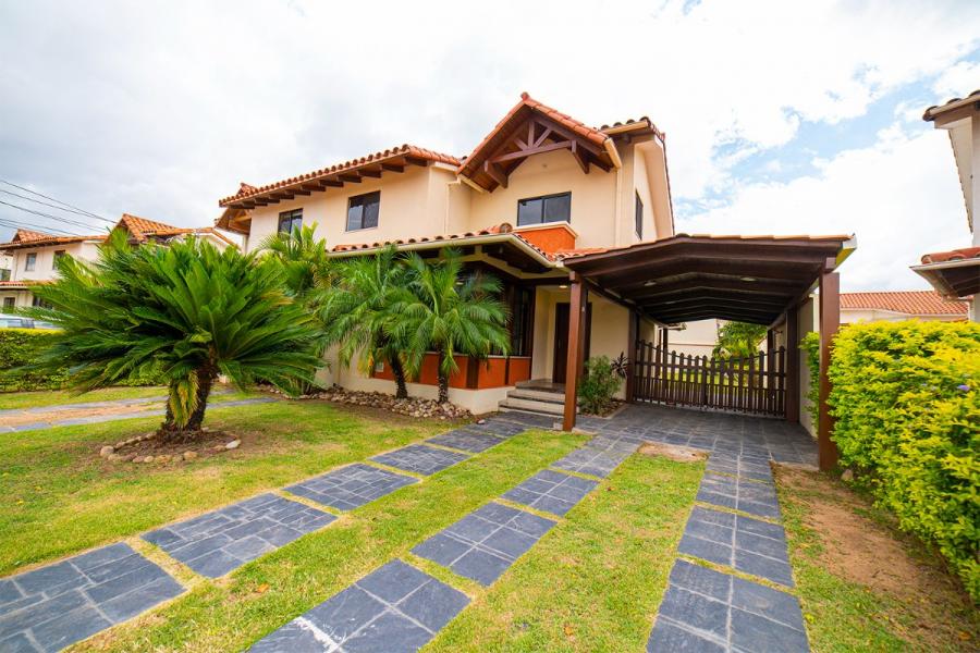 Foto Casa en Venta en Condominio Villa Doria Pampilli, Santa Cruz de la Sierra, Santa Cruz - U$D 194.000 - CAV5442 - BienesOnLine