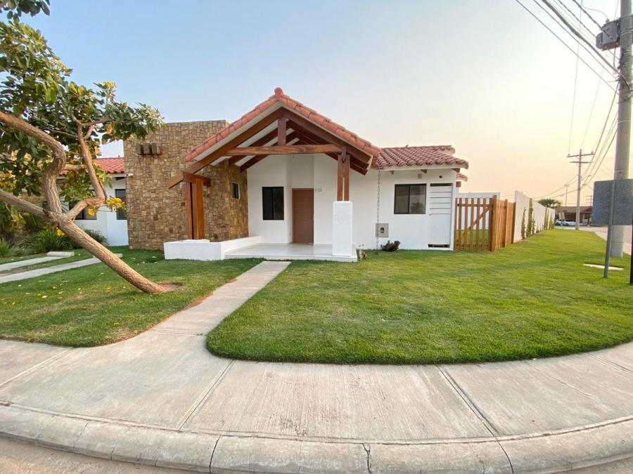 Foto Casa en Alquiler en Santa Cruz de la Sierra, Santa Cruz - U$D 600 - CAA7868 - BienesOnLine