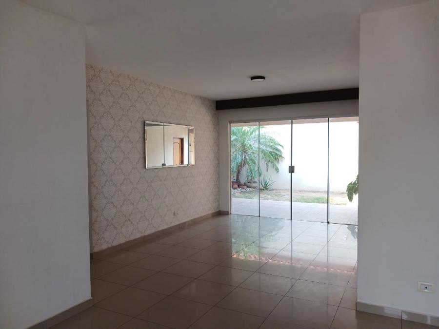 EN ALQUILER CASA CON CHURRASQUERA EN CONDOMINIO SEVILLA PINATAR