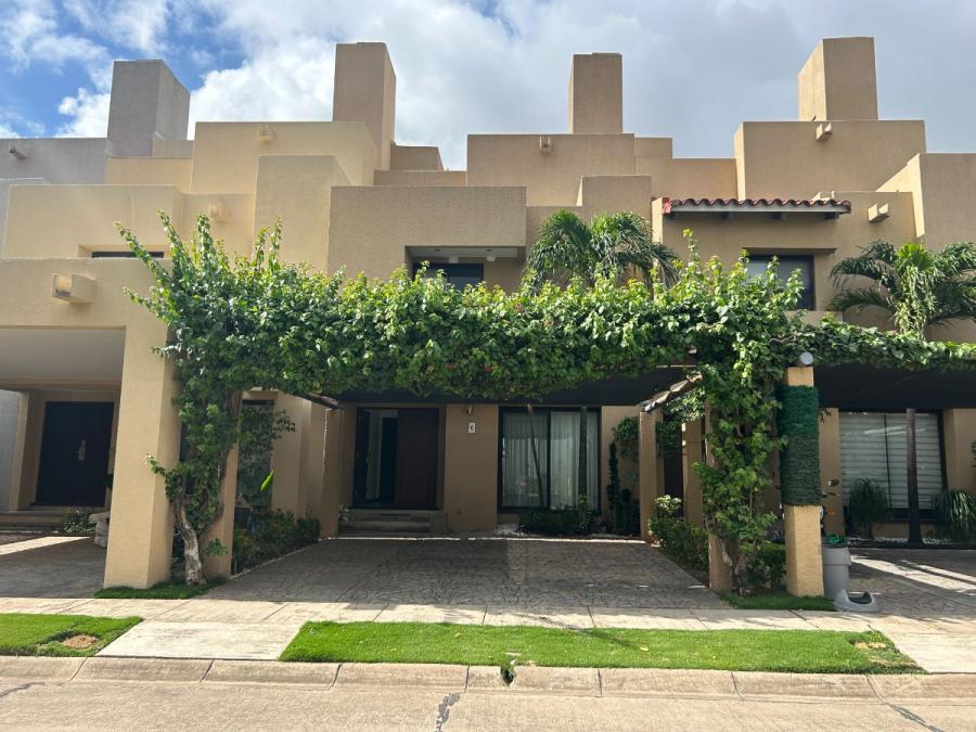 Casa en Alquiler en Ciudad Real Santa Cruz de la Sierra, Santa Cruz