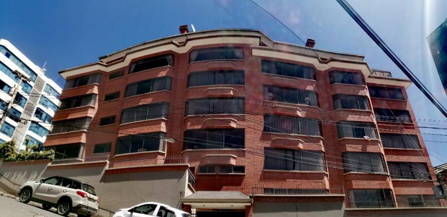 Foto Departamento en Alquiler en Calacoto, La Paz, La Paz - U$D 1.500 - DEA5914 - BienesOnLine