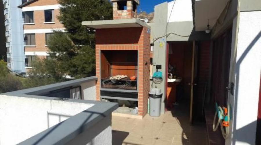 Vendo precioso departamento Duplex en los Pinos