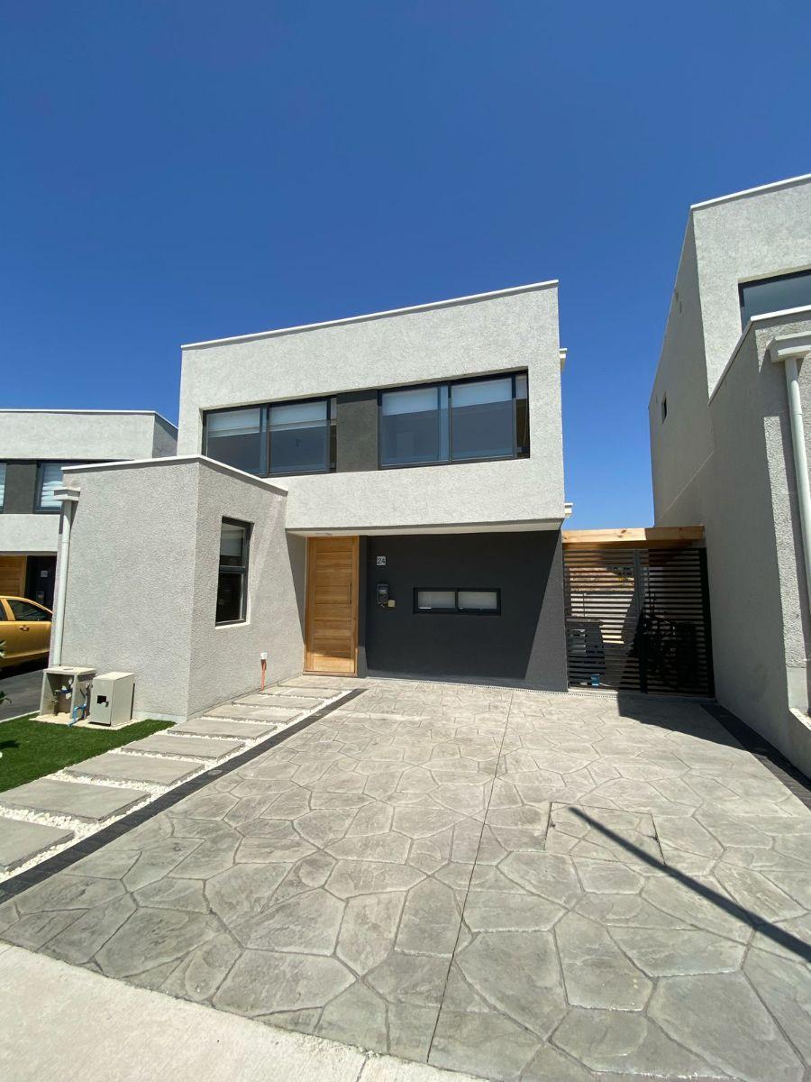 Foto Casa en Venta en Los Pinos, Quilpué, Valparaiso - UFs 5.190 - CAV154384 - BienesOnLine