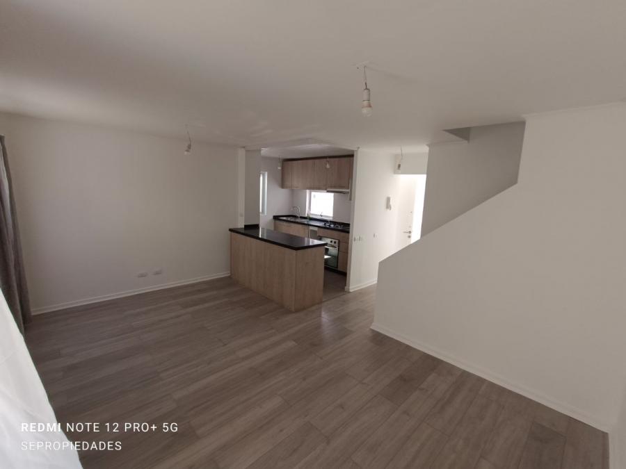 Vendo casa de 2 pisos en Condominio en El Retiro, Quilpué