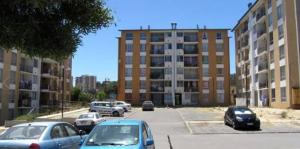 ARRIENDO RENACA ALTO ,ROTONDA FRENTE A FERRETERIA IMPERIAL OCT2024