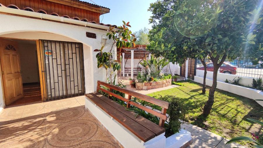 Foto Casa en Venta en San Joaquín, Santiago - UFs 4.290 - CAV151857 - BienesOnLine