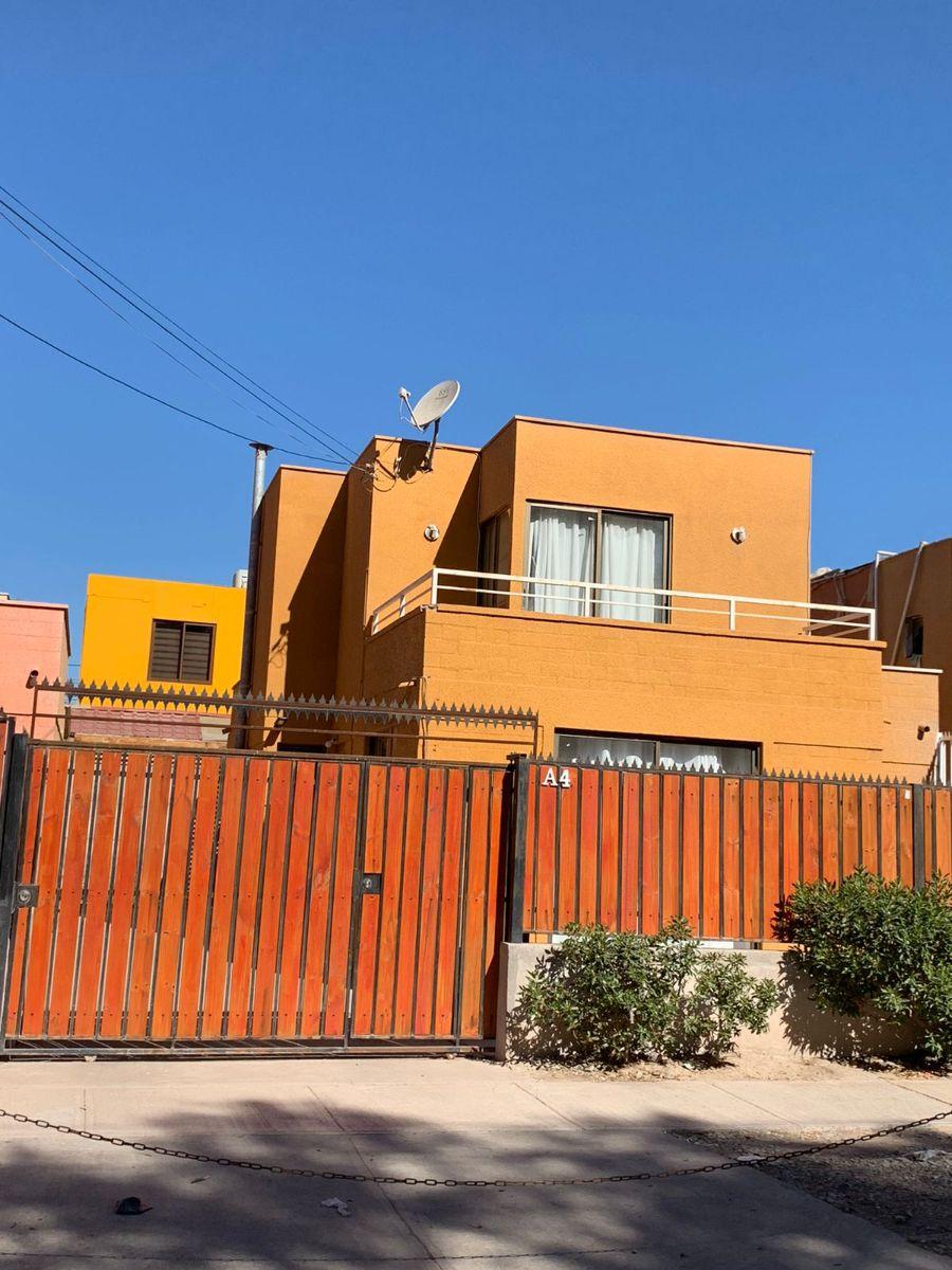 Se Vende Casa en Condominio Altos de Siena