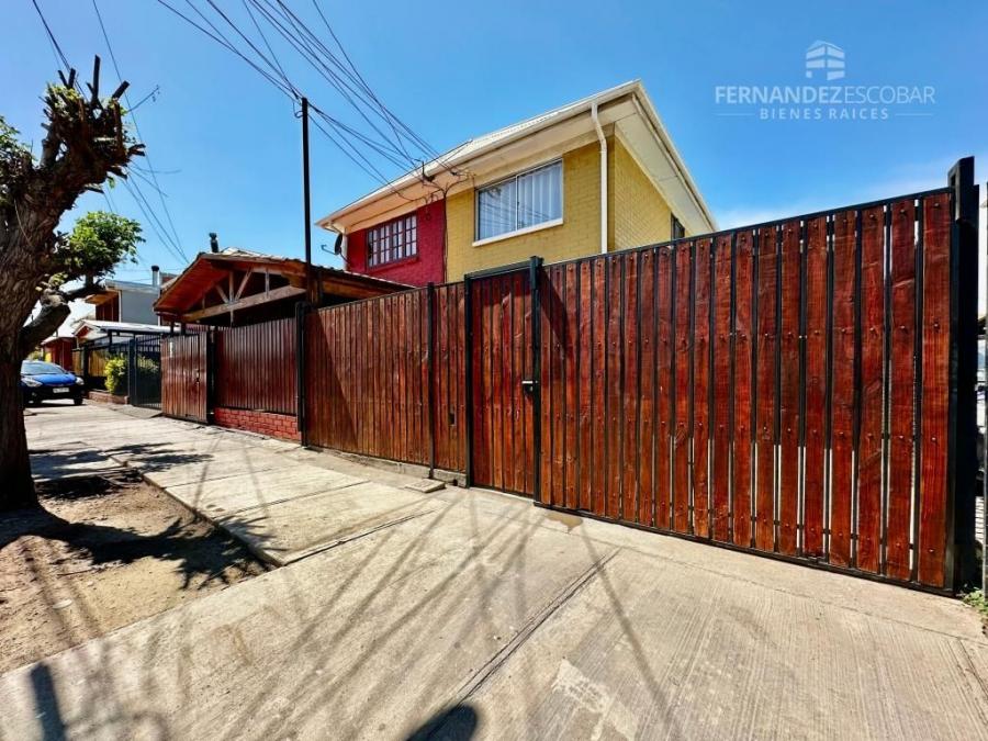 LOS ANDES - ARRIENO CASA DE DOS PISOS 3D 1B 3E VILLA LOS ACACIOS