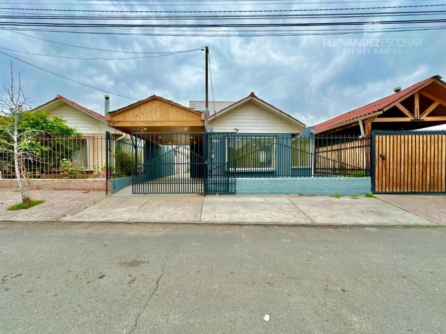 LOS ANDES - VENDE CASA DE DOS PISOS 5D 4B 2E - VILLA LOS PORTONES