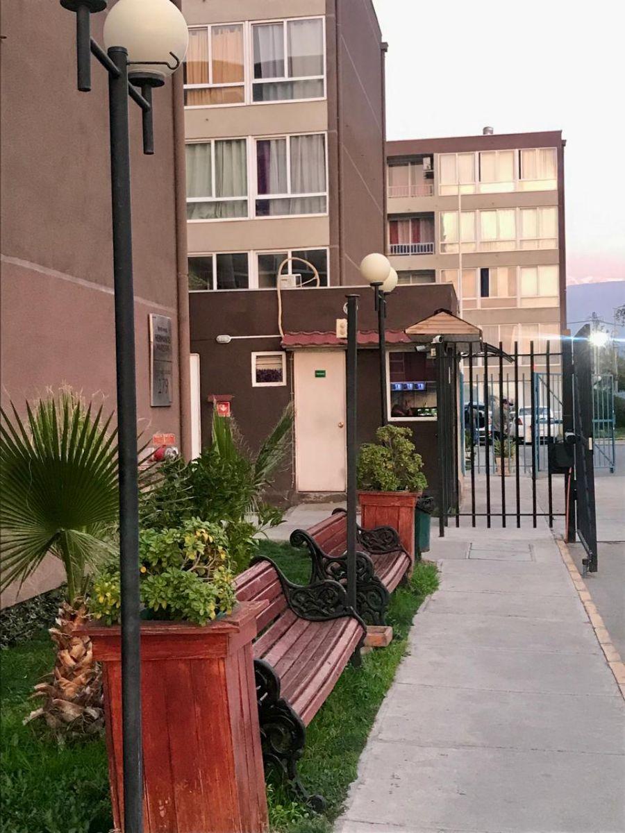 Foto Departamento en Arriendo en Los Andes, Los Andes - $ 350.000 - DEA153522 - BienesOnLine