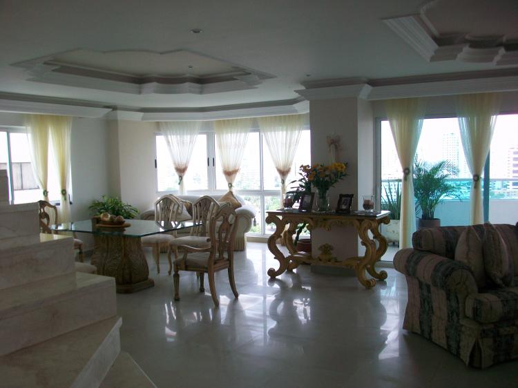 Foto Apartamento en Arriendo en Cartagena, Bolívar - U$D 800.000 - APA21449 - BienesOnLine