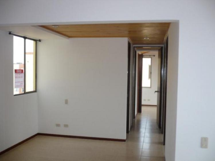 Foto Apartamento en Arriendo en Sa Joaquin, Cali, Valle del Cauca - $ 820.000 - APA10349 - BienesOnLine