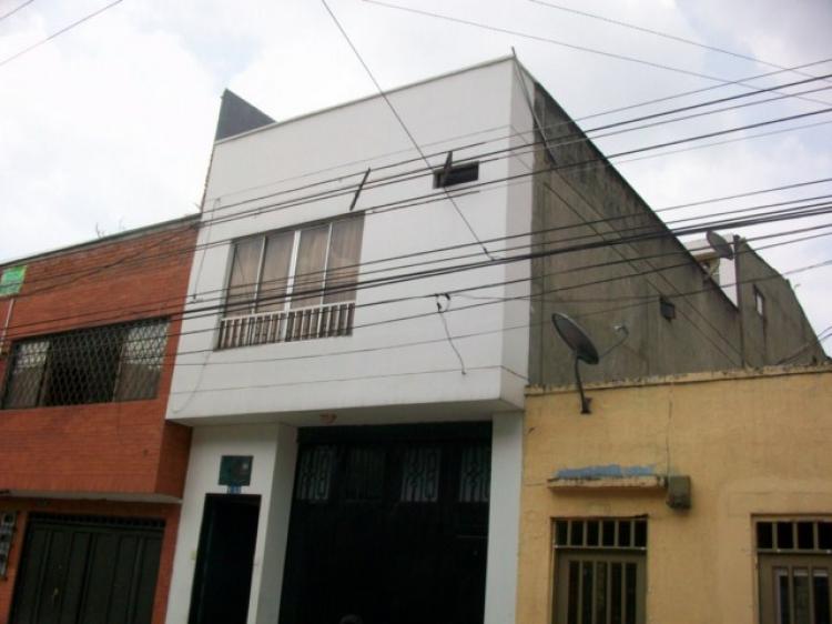 Foto Casa en Venta en libertadores, Cali, Valle del Cauca - $ 230.000.000 - CAV42323 - BienesOnLine