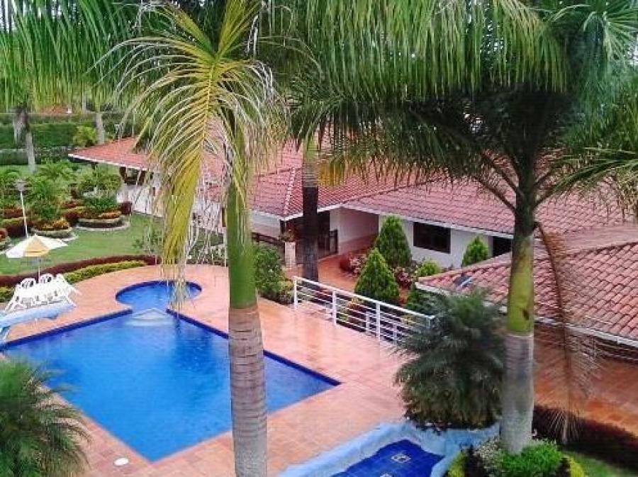 Foto Finca en Alojamiento en Darién, Valle del Cauca - $ 520.000 - FIA201304 - BienesOnLine