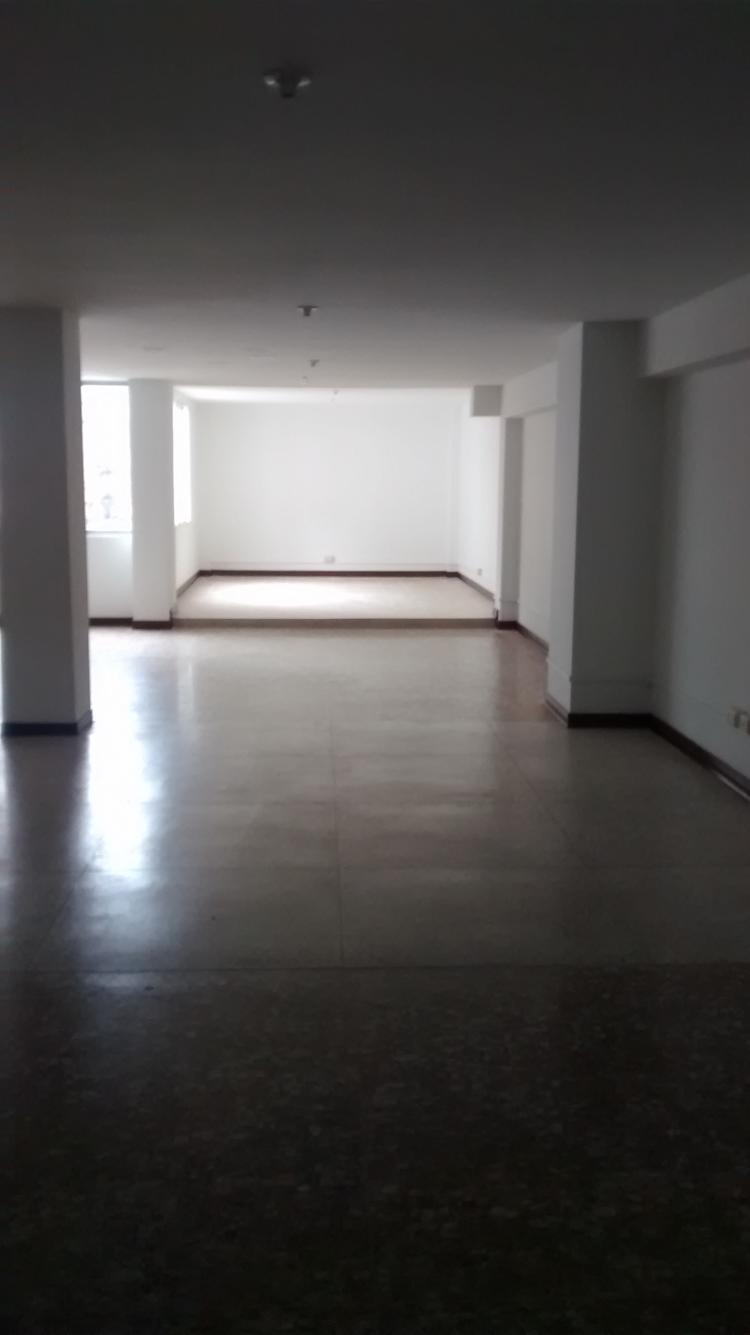 Foto Oficina en Arriendo en Centro, Pereira, Risaralda - $ 2.500.000 - OFA91218 - BienesOnLine