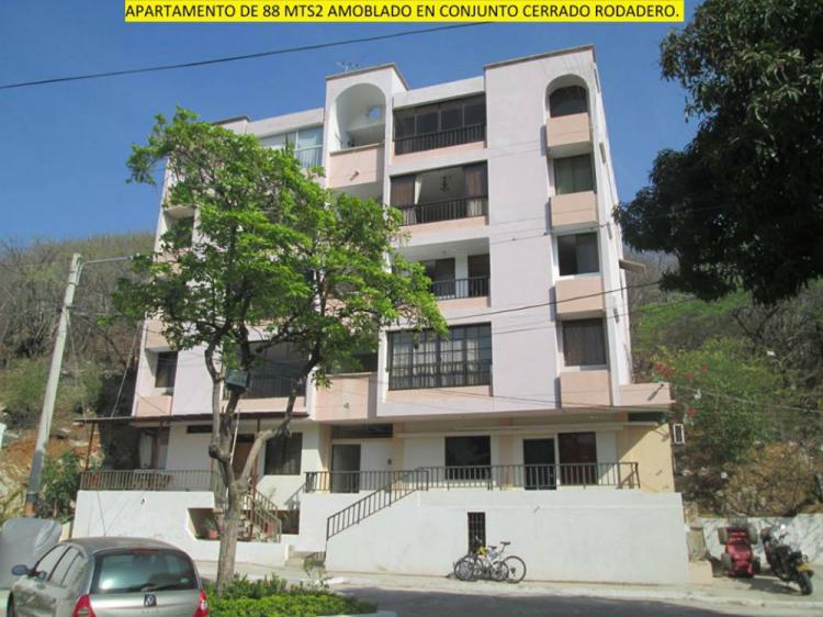 APARTAMENTO AMOBLADO DE 90 MTS2 EN EL RODADERO.