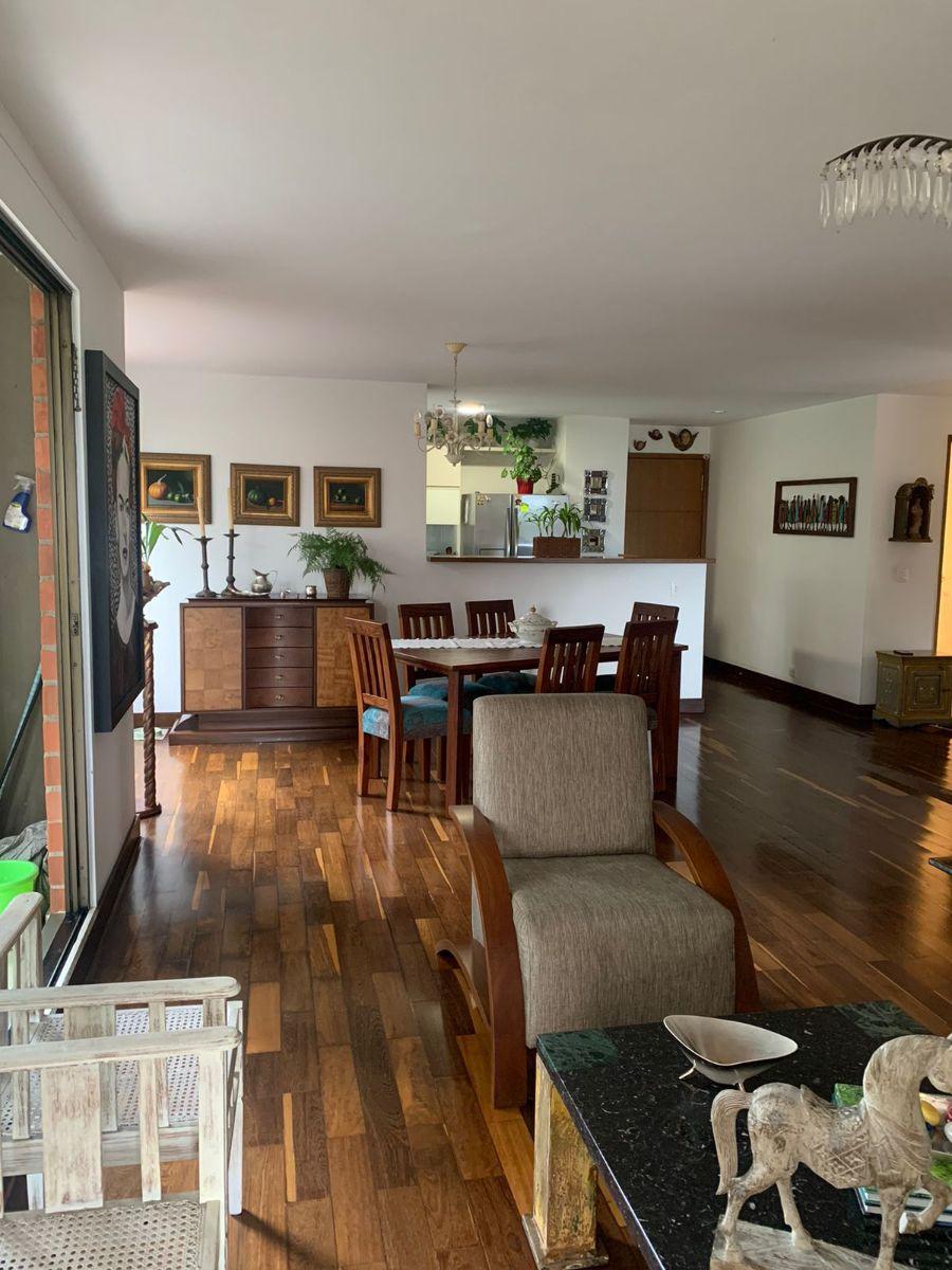 Foto Apartamento en Venta en El Poblado, Medell, Antioquia - $ 750.000.000 - APV210854 - BienesOnLine