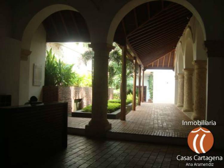 ARRIENDO APARTAMENTO EN CARTAGENA CON AMOBLAMIENTO SOBRIO Y ELEGANTE