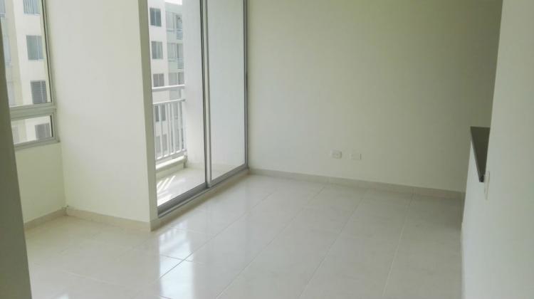 Arriendo apartamento nuevo en Torres del Jardin