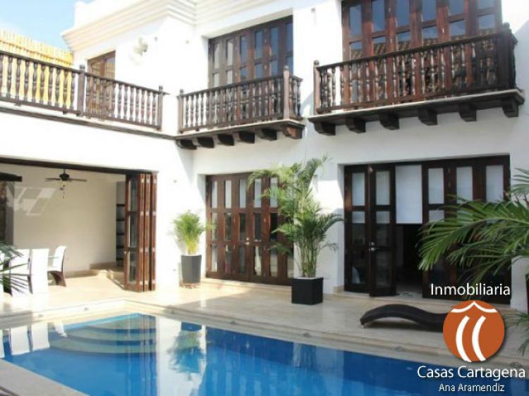 ARRIENDO ESPECTACULAR CASA AMUEBLADA CON VISTA A CARTAGENA