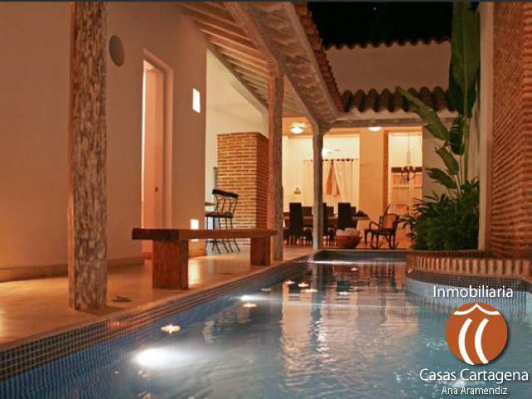 ARRIENDO UNA CASA AMPLIA EN CARTAGENA CENTRO HISTORICO 