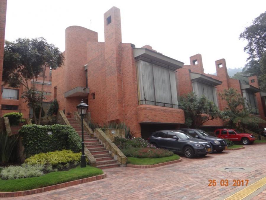 Foto Casa en Venta en CONJUNTO BOSQUES DEL MARQUES, Usaquén, Bogota D.C - $ 2.400.000.000 - CAV168264 - BienesOnLine