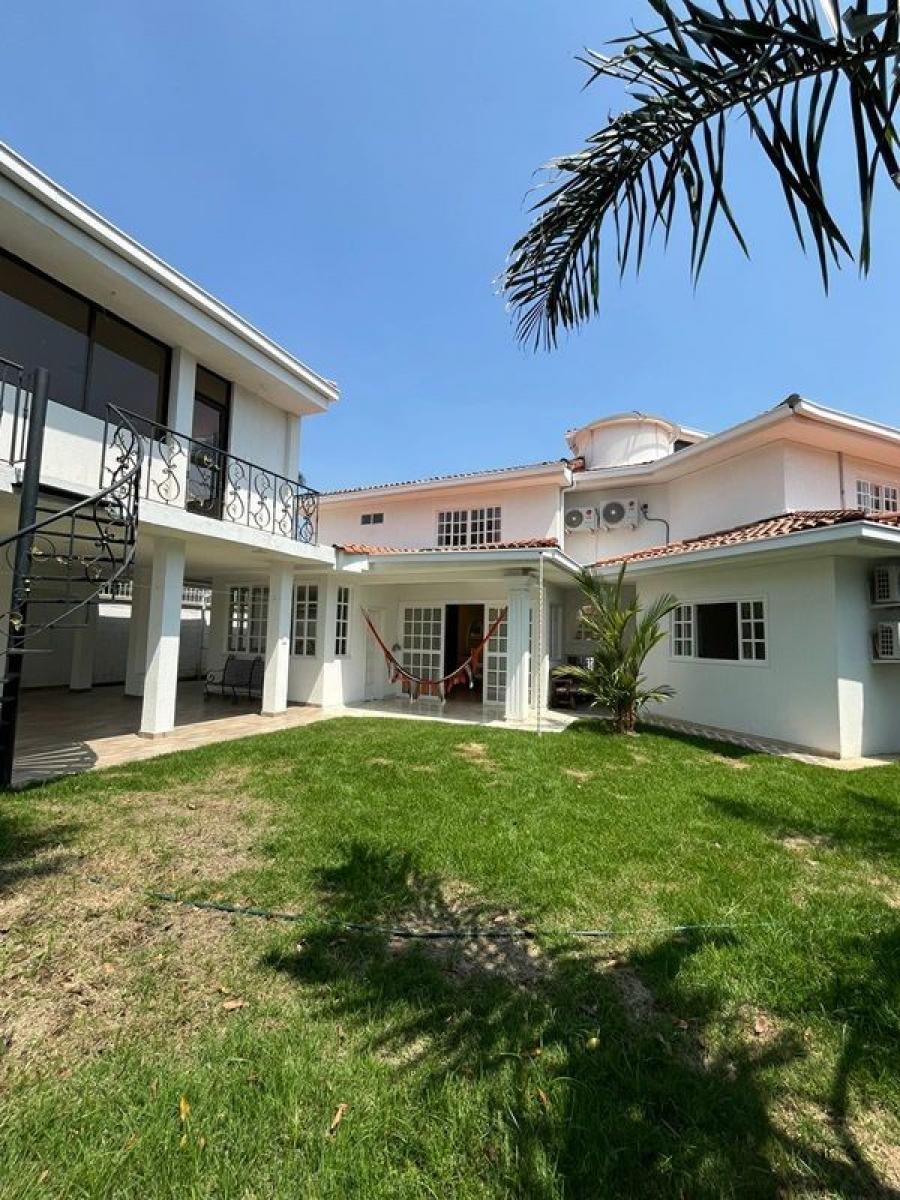 Foto Casa en Venta en cali, Cali, Valle del Cauca - $ 2.200.000.000 - CAV211172 - BienesOnLine