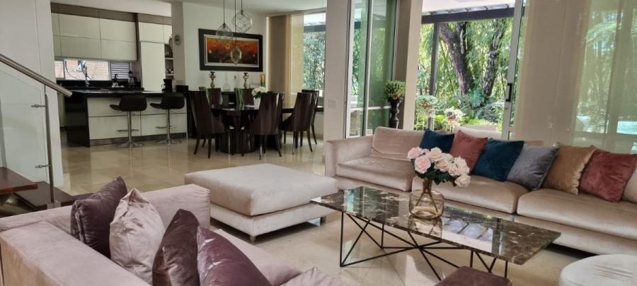 Foto Casa en Venta en Envigado, Antioquia - $ 2.700.000.000 - CAV205828 - BienesOnLine