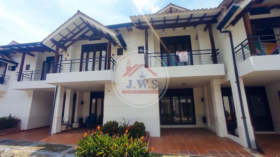 Casa en Arriendo en Villavicencio en Conjunto Cerrado la Toscana - JWS Inmobiliaria