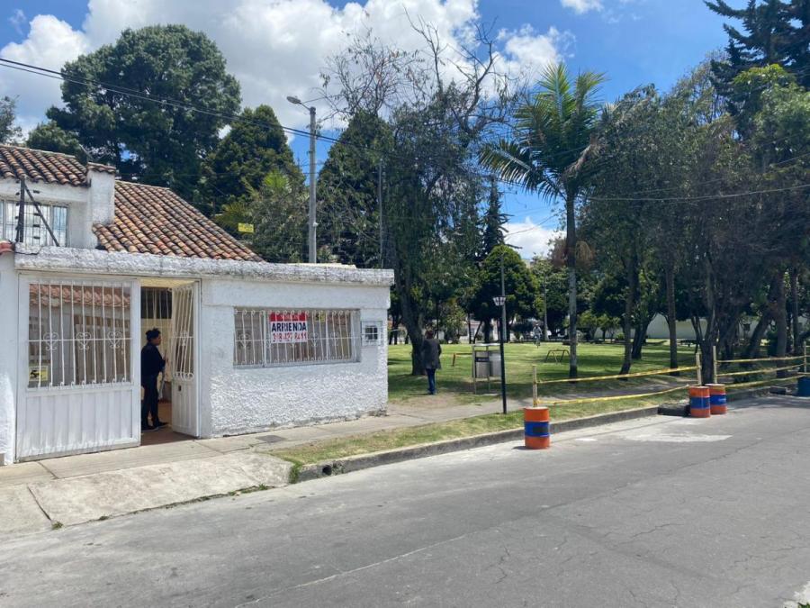 CASA EN LA FLORESTA EN ARRIENDO