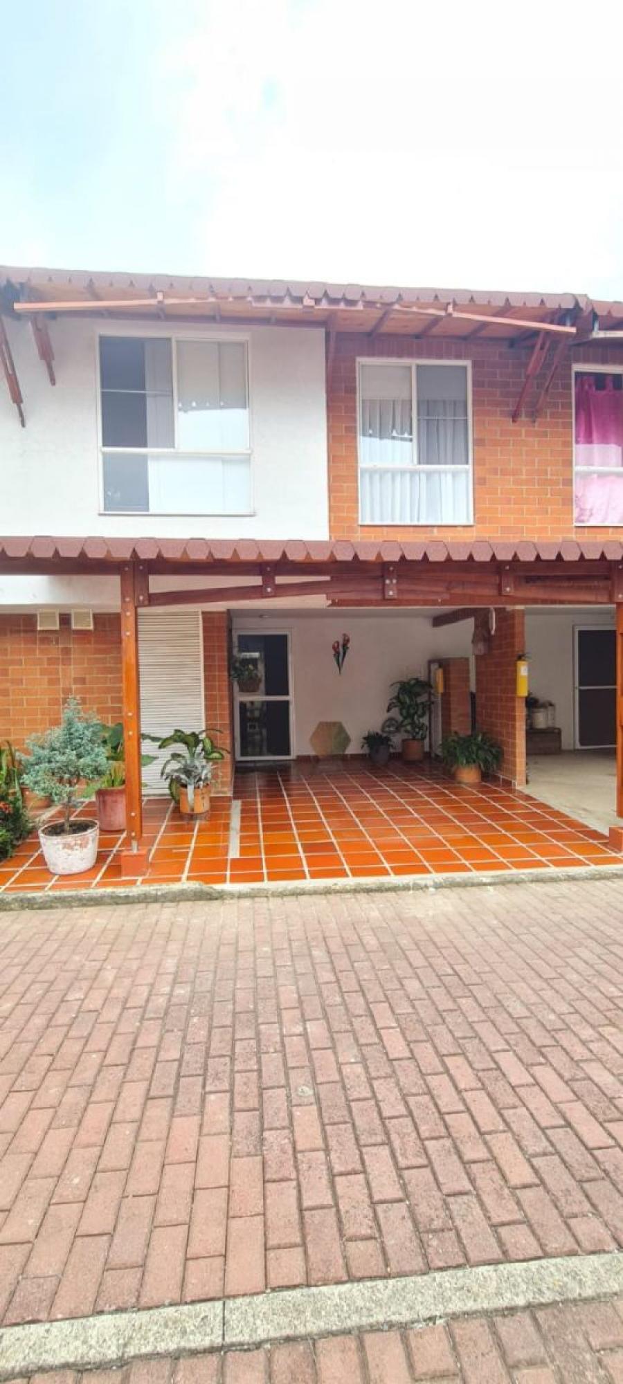 Foto Casa en Venta en Jamundi, Jamunndi, Valle del Cauca - $ 349.000.000 - CAV210142 - BienesOnLine