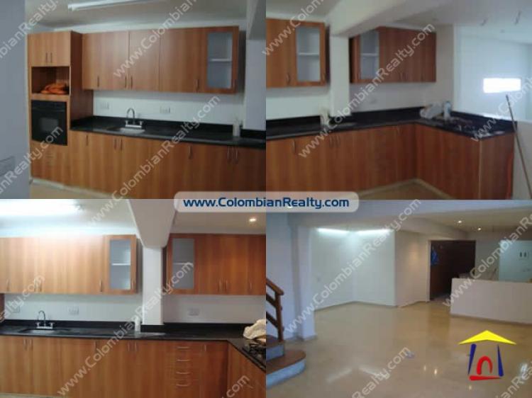 Foto Casa en Venta en Envigado, Antioquia - $ 297.000.000 - CAV59165 - BienesOnLine